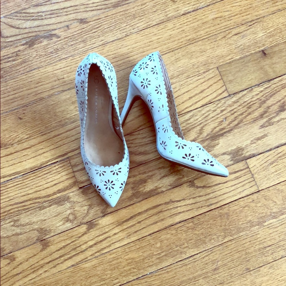 Beige heels